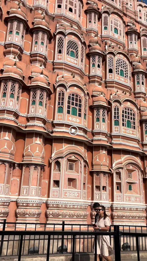 Hawa Mahal, closer