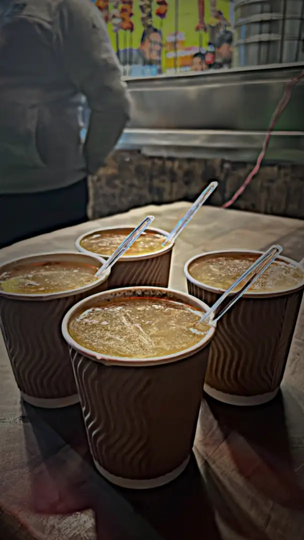 Four cups, one stall